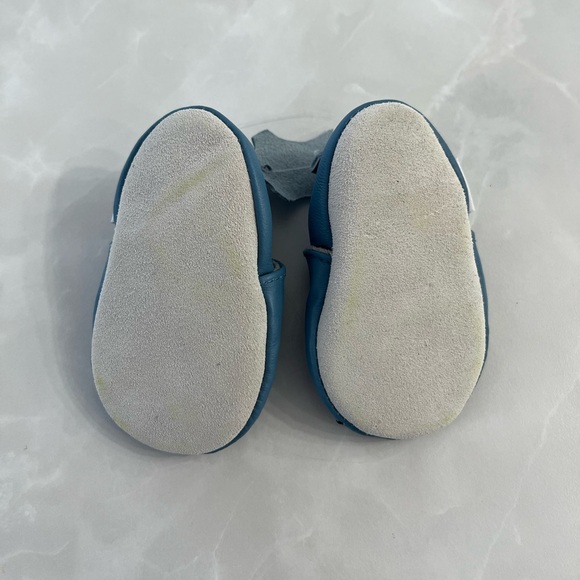 Genuine Leather Baby Infant Shoes Tickle Toes Elastic Enclosure Slip-on Moccasin - Picture 2 of 7